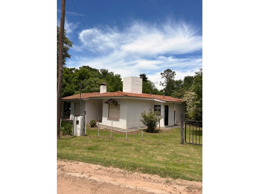 Vendo casa en Barrio Lago Azul. Gran parque — foto 2