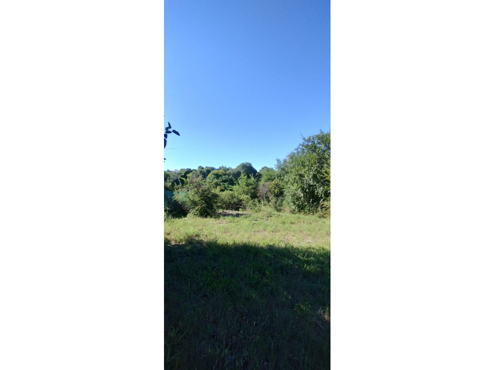 Terreno esquina en venta en B° "Altos de Carlos Paz" Escritura. - 2