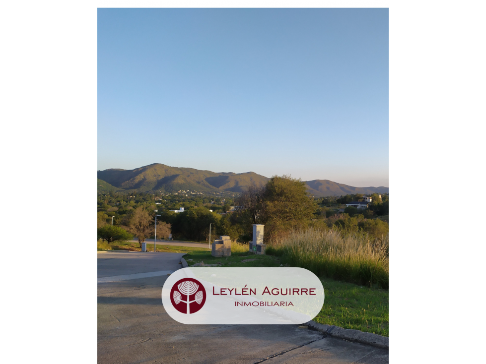 Lote con vista panorámica en Country "Altos de Carlos Paz". - 1
