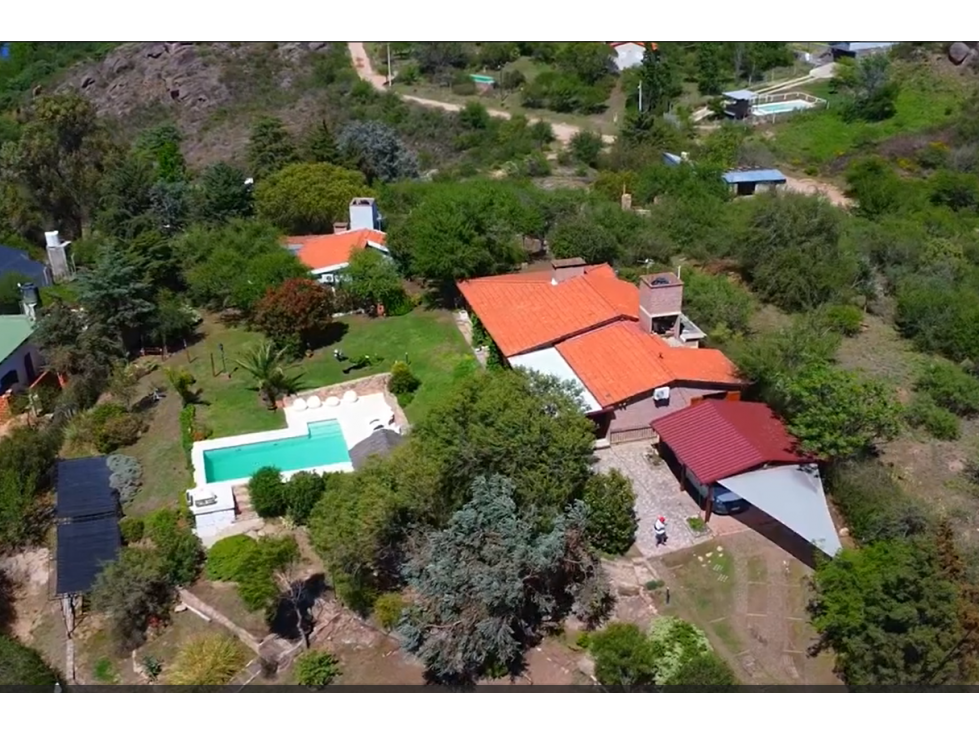 Casa de montaña más una cabaña en venta. Estancia Vieja. Córdoba — foto 2
