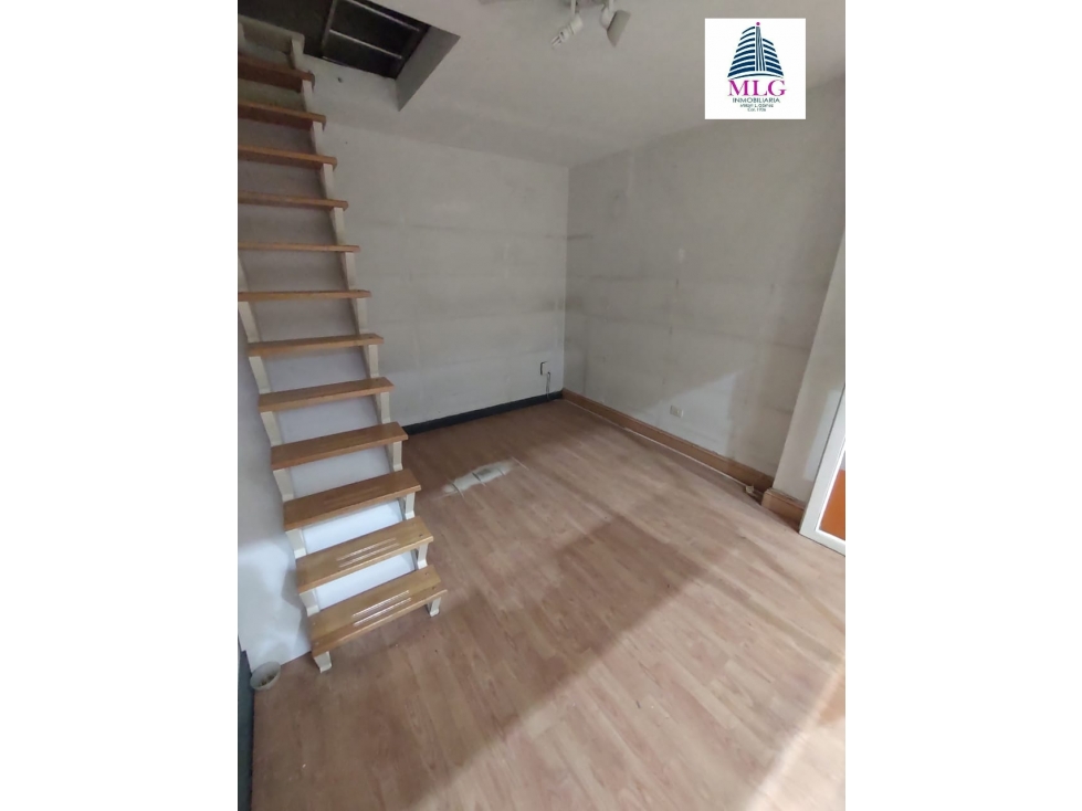 Local 83 en Venta Galería Plaza - 5