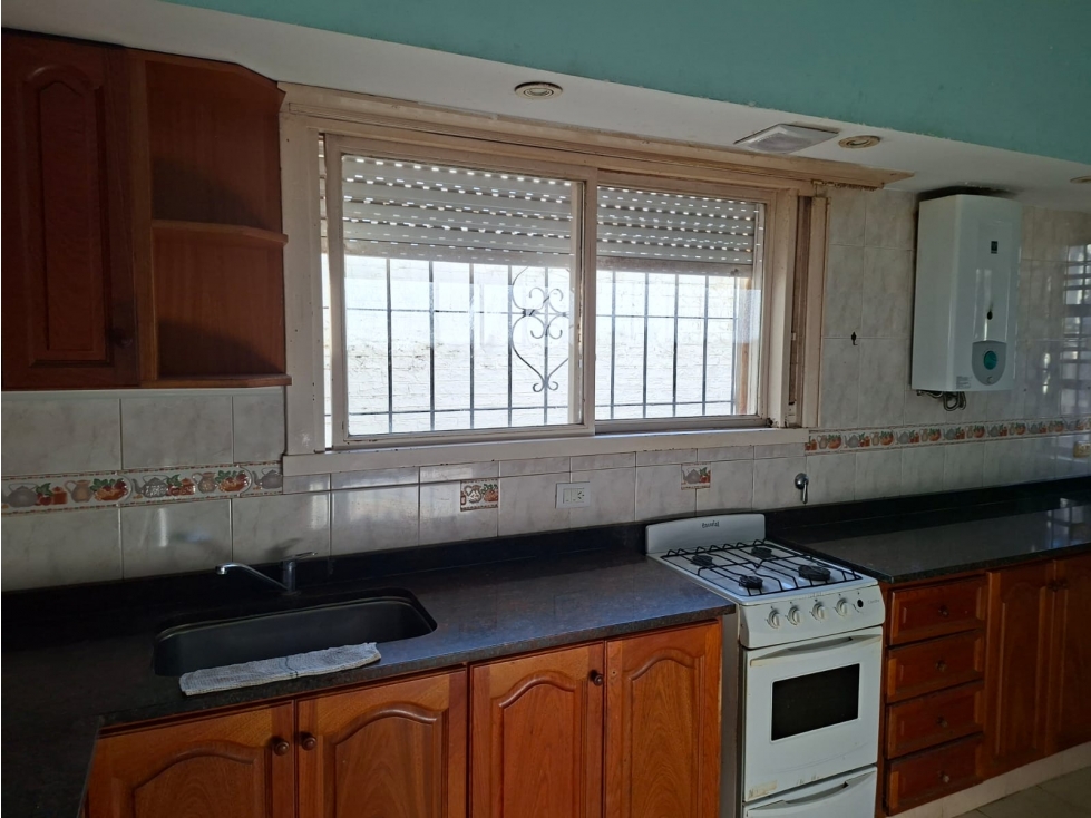 MOGOTES; OPORTUNIDAD!!! CHALET + AMPLIO DEPARTAMENTO — foto 6