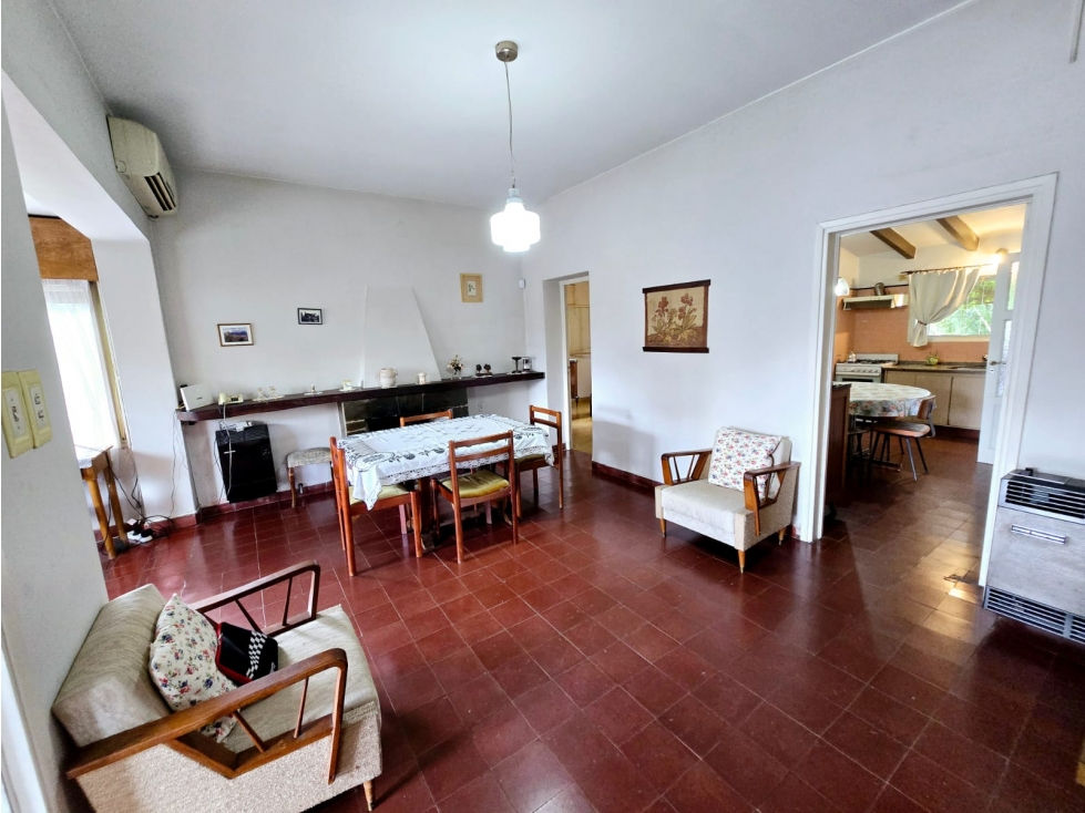 CASA + DEPARTAMENTO CON GRAN TERRENO - Barrio Miguel Muñoz — foto 5