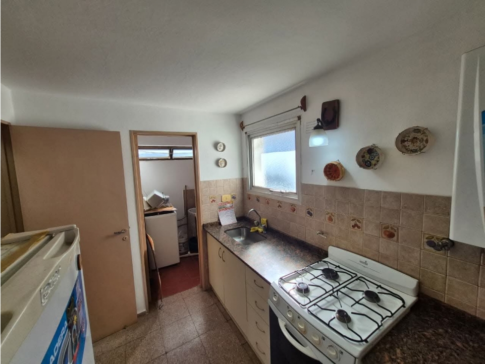 EN VENTA DEPARTAMENTO CON PATIO Y ASADOR EXCLUSIVO - 3