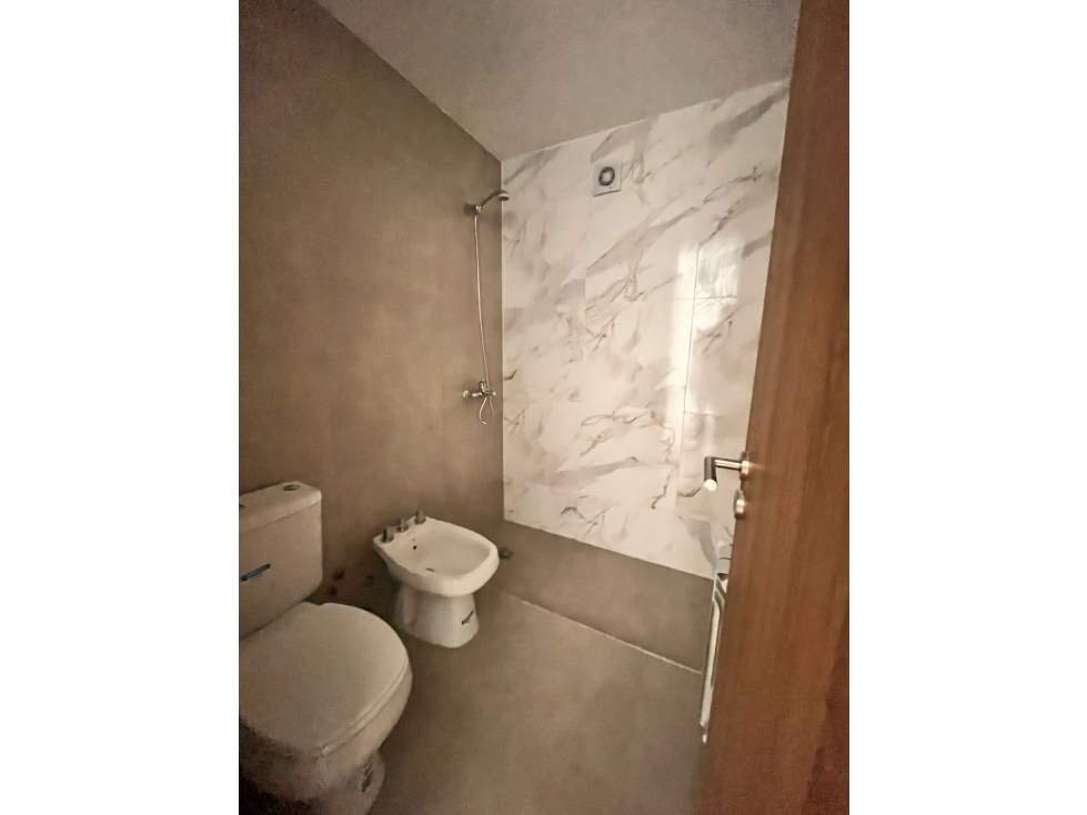 Oportunidad dpto a estrenar centro 4to piso vista balcon — foto 4