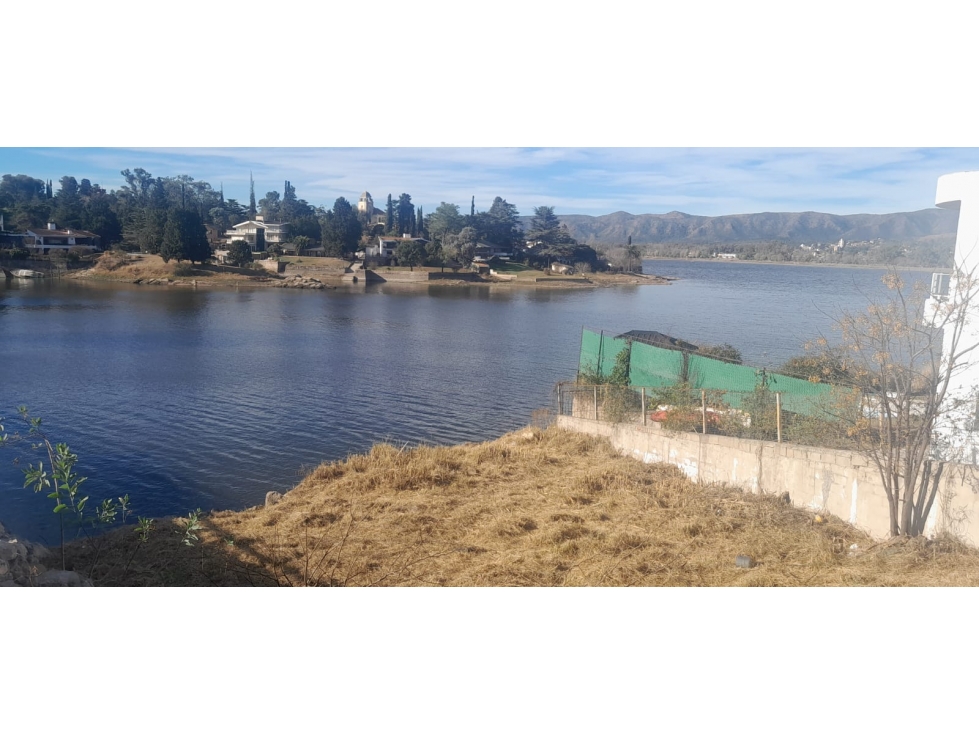 VENDO GRAN TERRENO CON BAJADA AL LAGO, Villa del Lago, Carlos Paz - 2