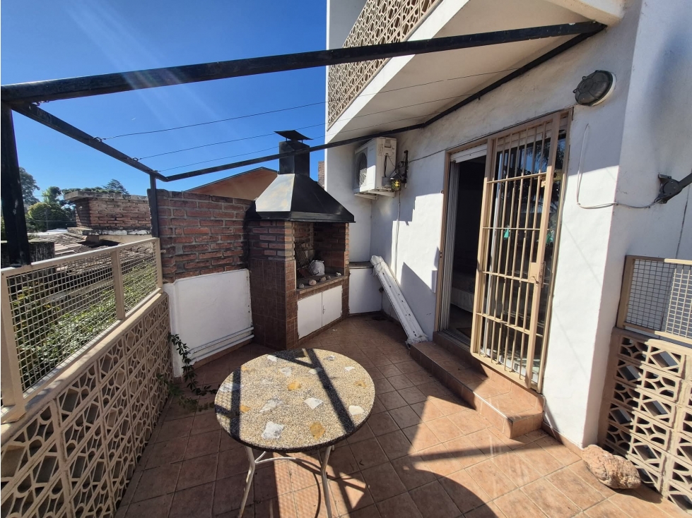 EN VENTA DEPARTAMENTO CON PATIO Y ASADOR EXCLUSIVO - 5