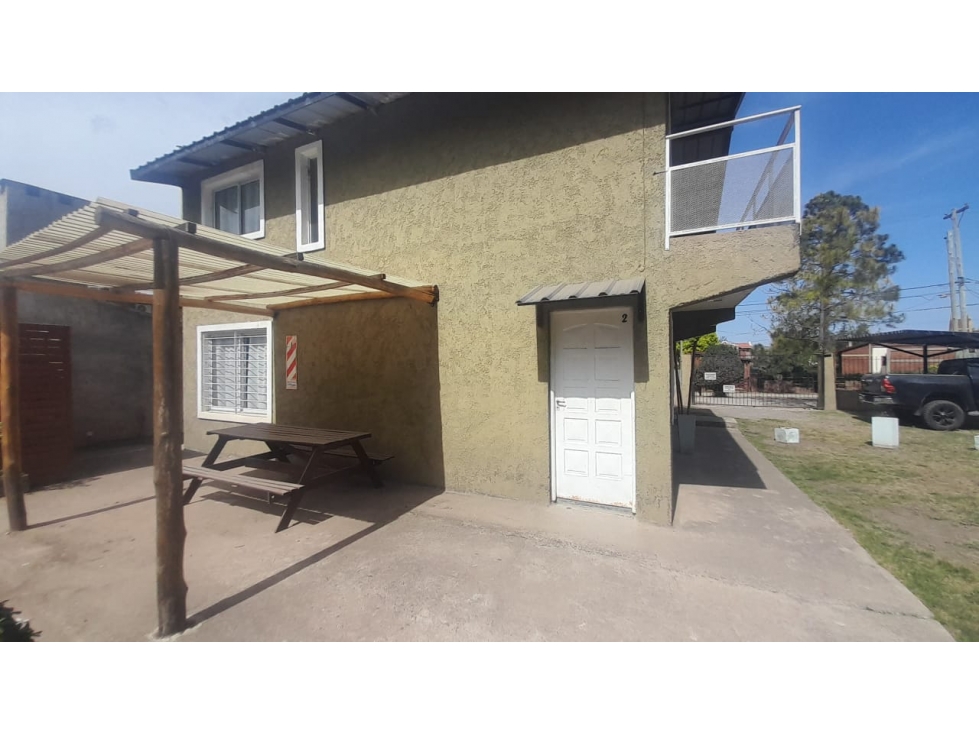 ALQUILER ANUAL DUPLEX PARQUE SIQUIMAN
