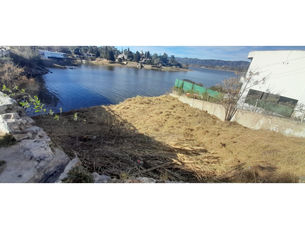 VENDO GRAN TERRENO CON BAJADA AL LAGO, Villa del Lago, Carlos Paz - 5