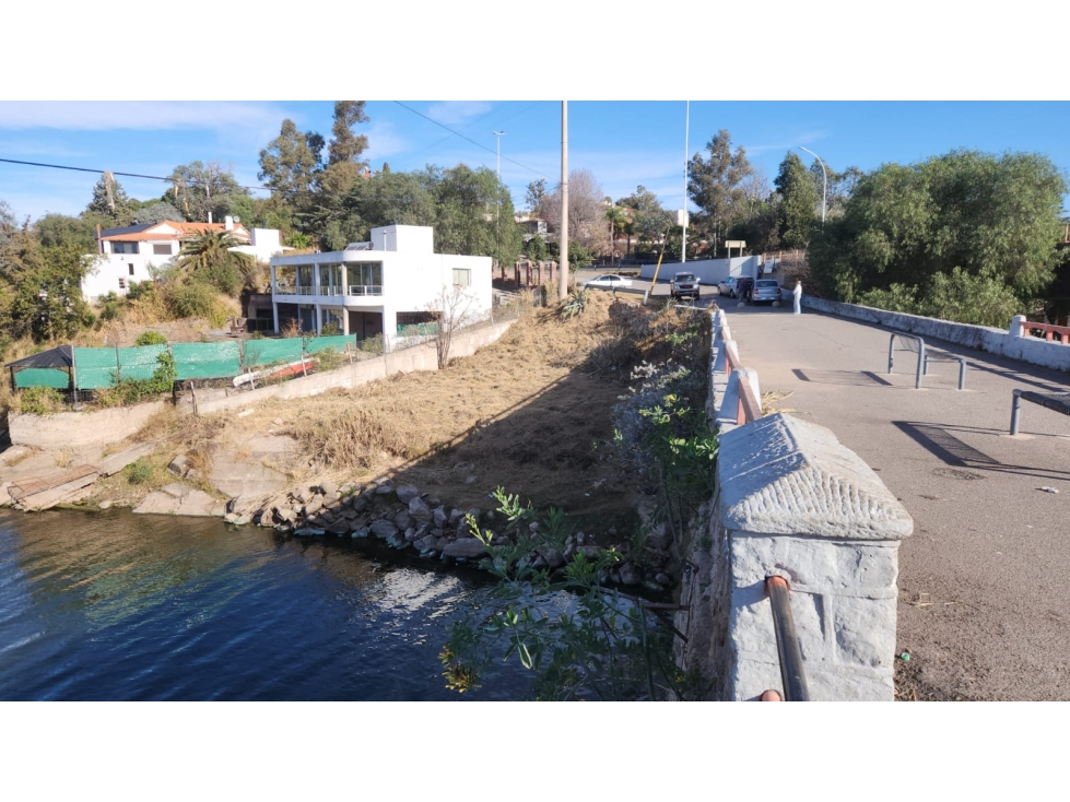 VENDO GRAN TERRENO CON BAJADA AL LAGO, Villa del Lago, Carlos Paz - 6
