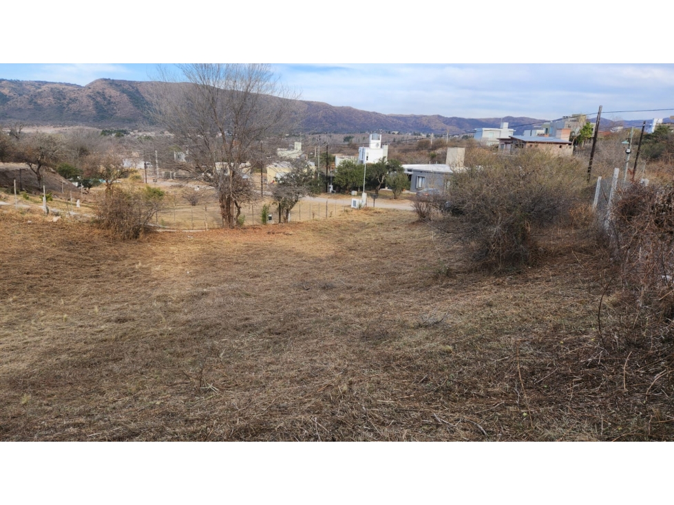 Vendo hermoso terreno con vista gas natural barrio privado lomas del r — foto 2