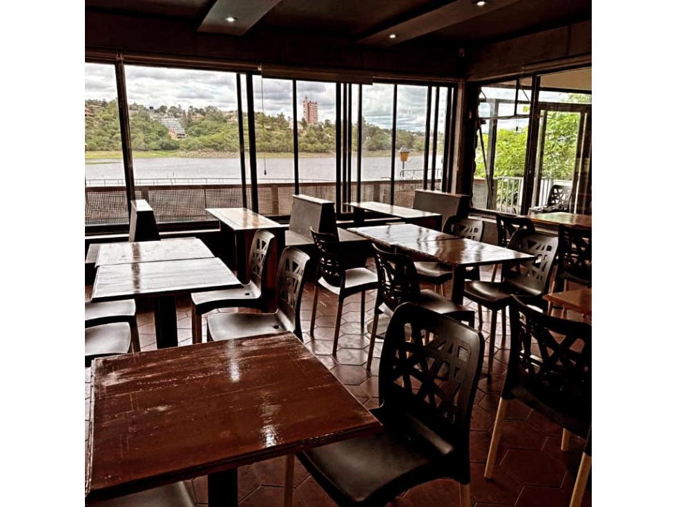 VENTA hotel a orillas del lago con la mejor vista, Villa Carlos Paz - 6