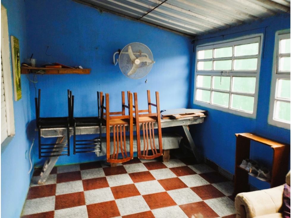 Casa grande! Con departamento al fondo y garaje!!! — foto 5