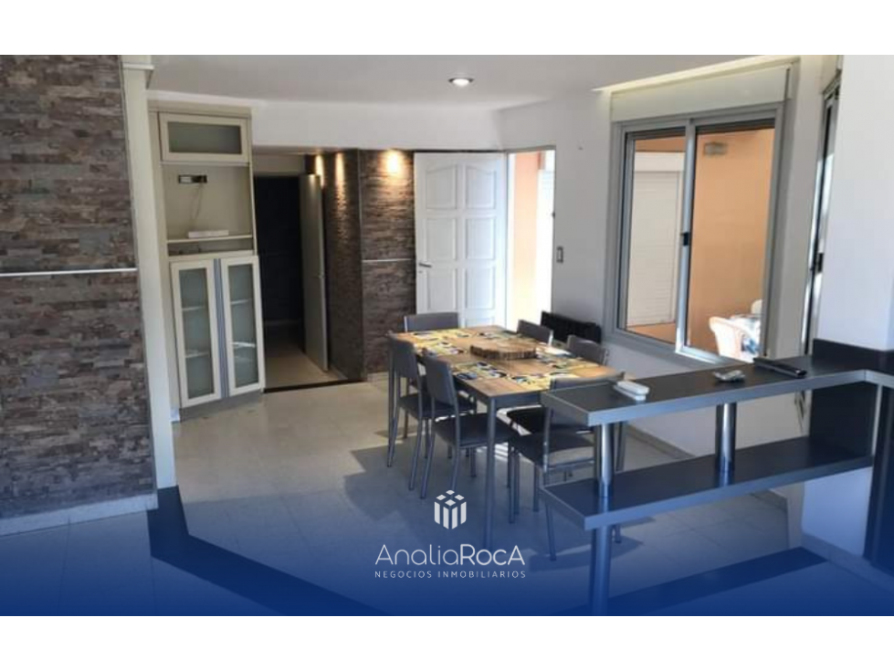Complejo de Departamento mas Casa Principal en Venta — foto 3