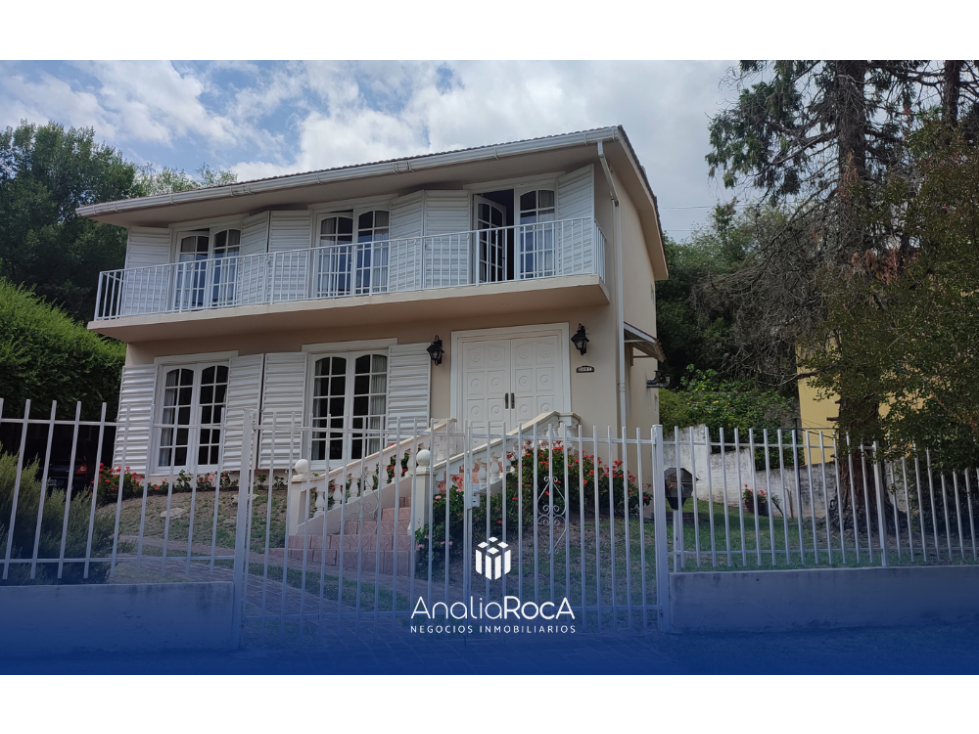 Casa en Venta Barrio La Cuesta con Vista al lago