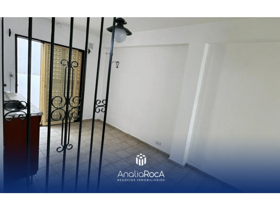 Alquiler Anual Departamento Dos dorm con Cochera Centro Carlos Paz — foto 4