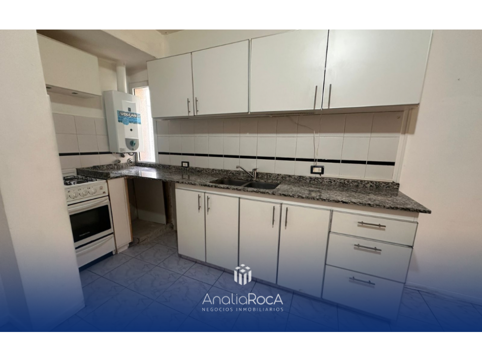 Alquiler Anual Departamento Dos dorm con balcon a la calle - 4