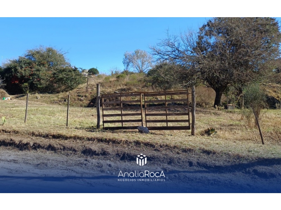 Lote en Venta Camino al Durazno Tanti con increible vista y entorno - 4