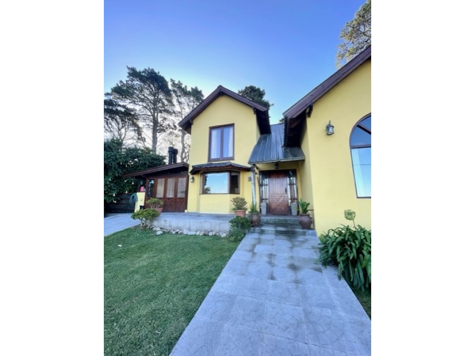 VENTA CHALET DE 5 AMB.C/ PARQUE, PISCINA, QUINCHO.SIERRA DE LOS PADRES