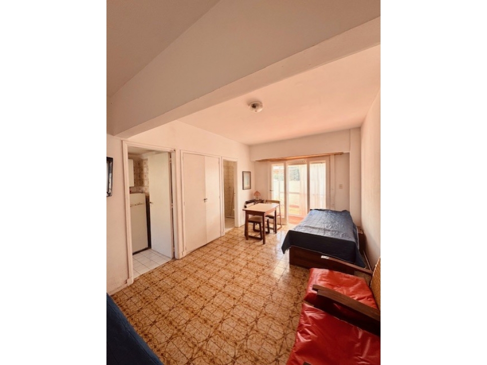 VENTA DEPTO. 1 AMB. LATERAL.FRENTE AL MAR.PUNTA MOGOTES