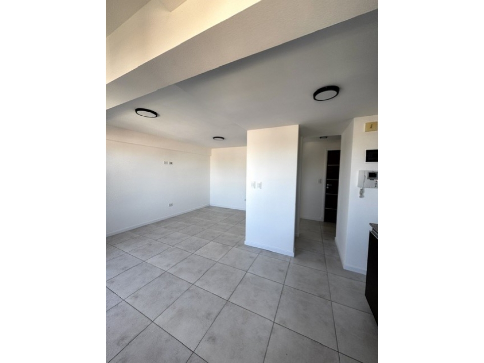 VENTA DEPTO. 2 AMB. A LA CALLE C/ COCHERA FIJA Y BAULERA.VILLA PRIMERA - 2