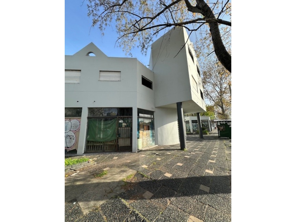 VENTA IMPORTANTE COMPLEJO COMERCIAL CORDOBA - 4