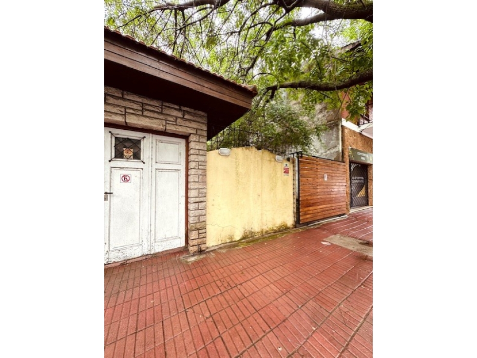 CASA 4 AMB. C/ GARAGE Y PARQUE. LOTE IDEAL DESARROLLO. CHAUVIN — foto 2
