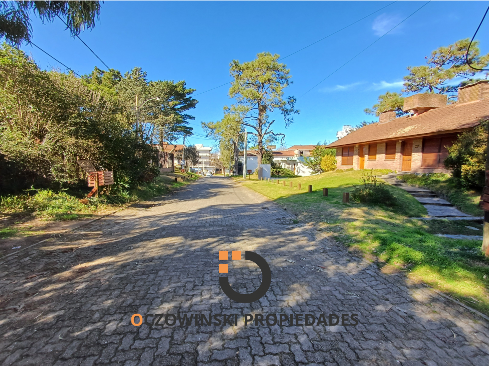 VENTA VILLA GESELL OPORTUNIDAD 4 AMB SUR — foto 2