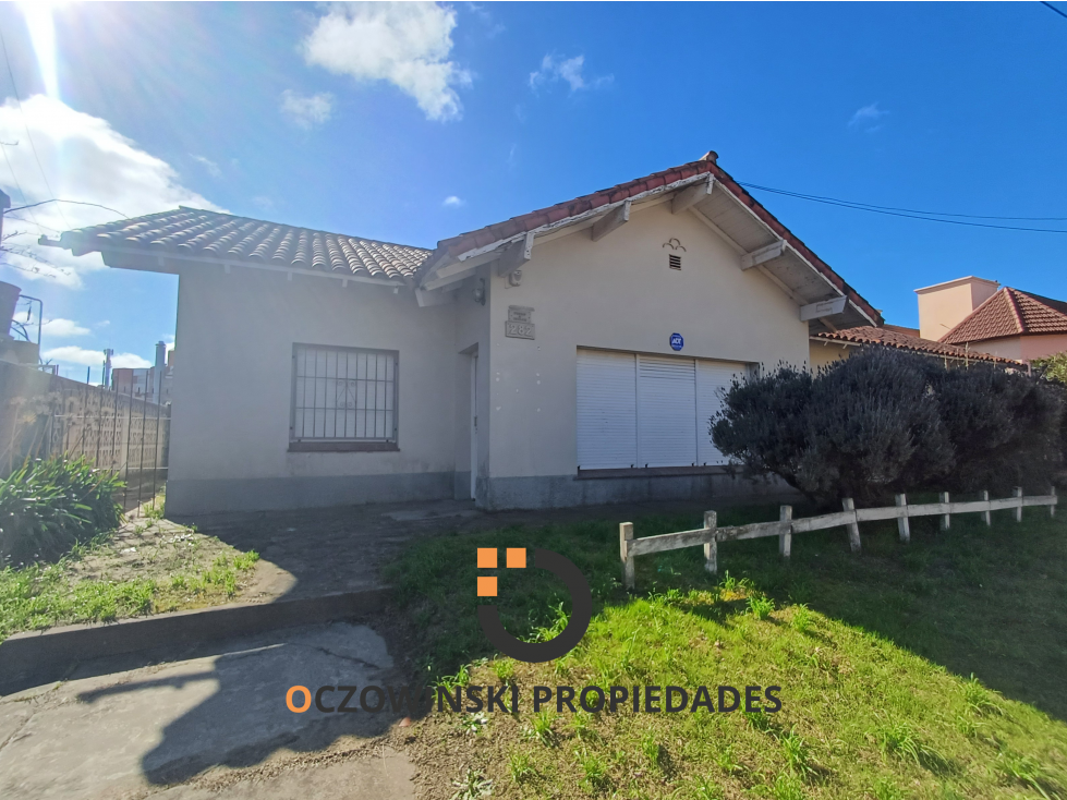 VENTA CASA 4 AMB ZONA CENTRO VILLA GESELL