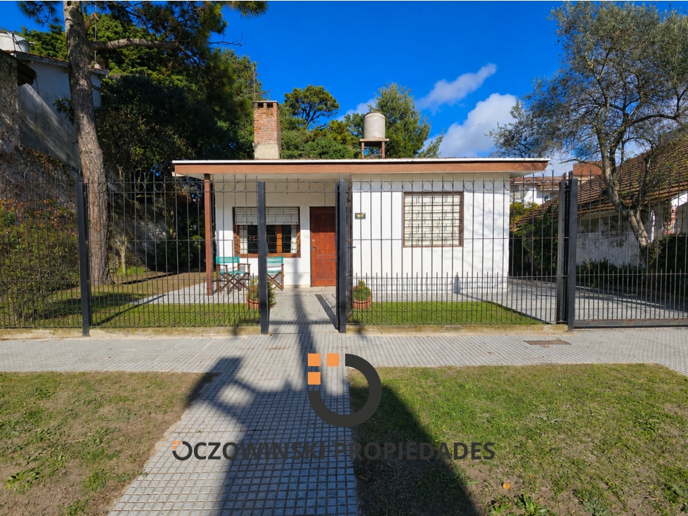 VENTA CASA 3 AMBIENTES (VILLA GESELL) - 1