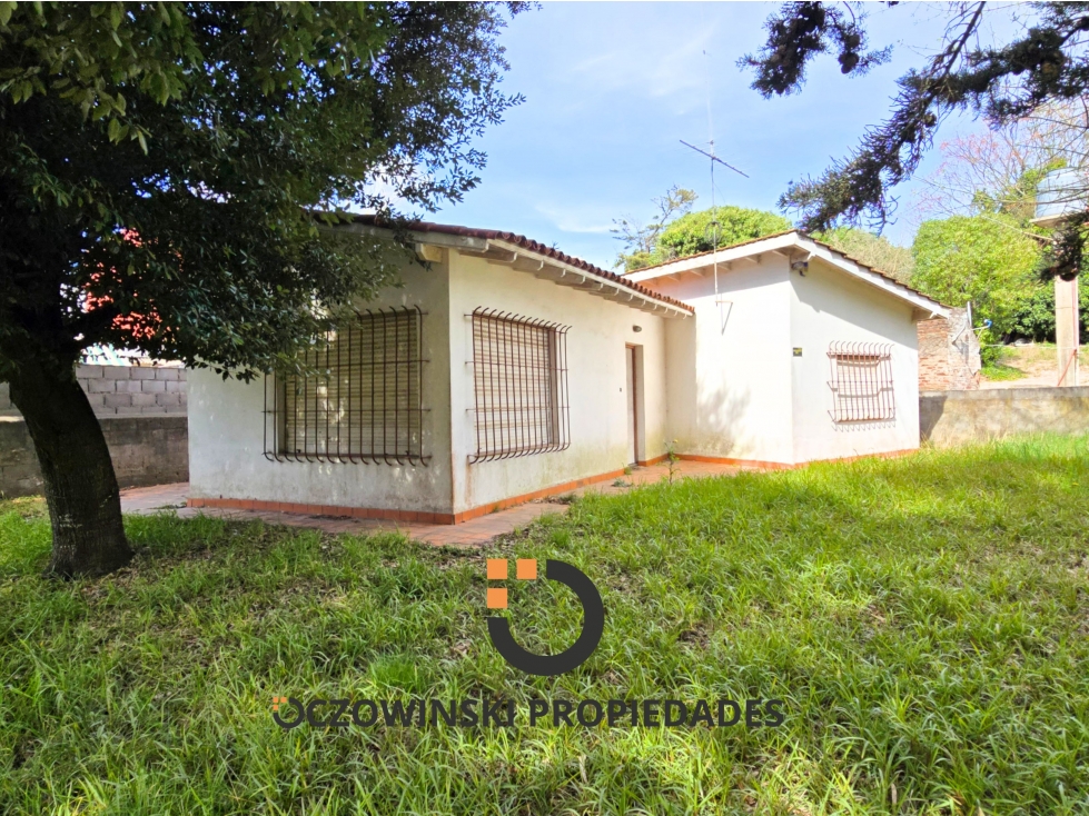 VENTA CASA 3 AMBIENTES A RECICLAR (VILLA GESELL)