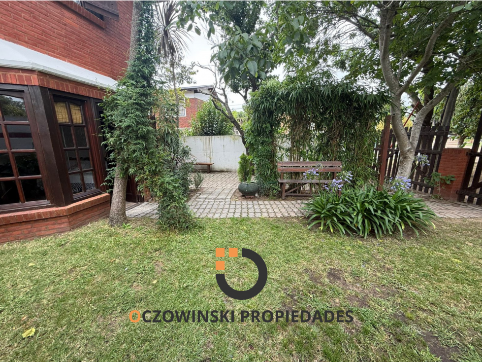 DUPLEX 4 AMBIENTES EN VENTA ZONA CENTRO (VILLA GESELL)