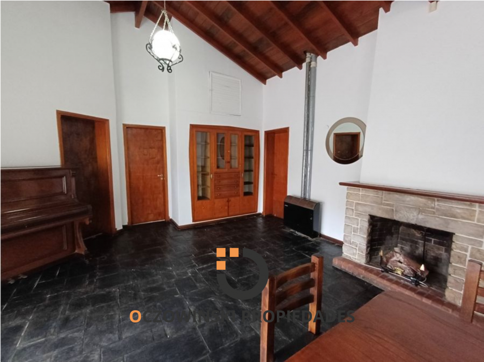 CHALET + LOCALES A LA VENTA EN BLOCK (VILLA GESELL) - 2