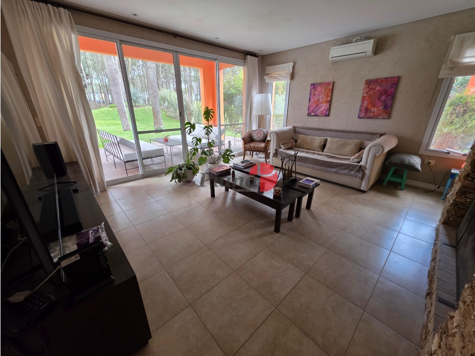 Casa en Venta - Barrio La Herradura - Calidad Edilicia — foto 2