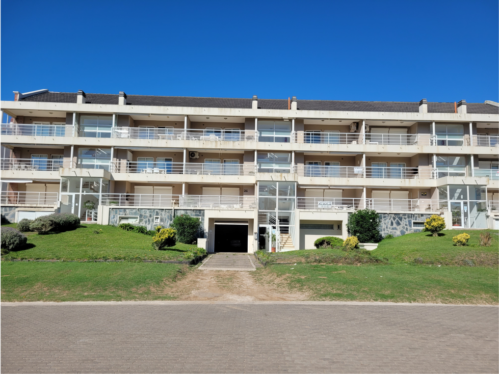 Departamento en Venta - Zona Playa Sur - Vista al Mar - Luminoso - 2