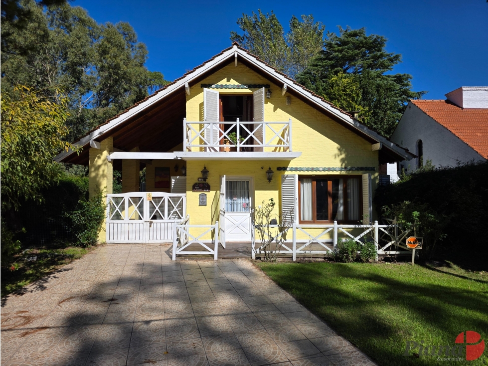 Casa en Venta - Zona B5 - Excelente Entorno - Buen Estado