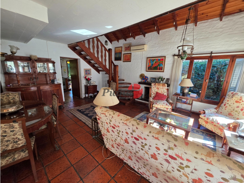 Casa en Venta - Zona B5 - Excelente Entorno - Buen Estado — foto 4