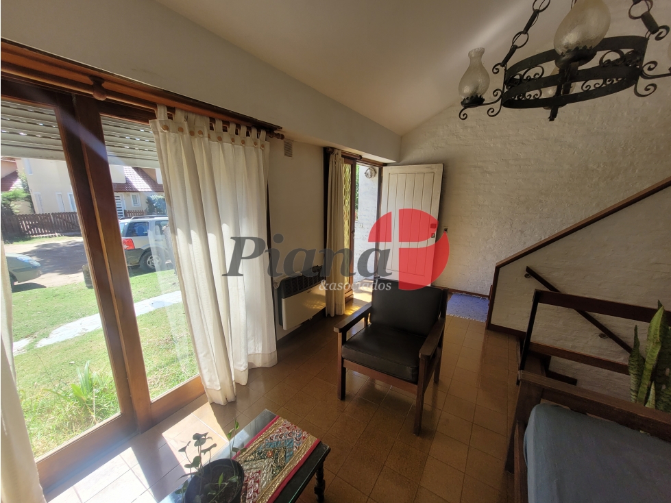 Departamento en Venta - Zona Dúplex - Jardín con Parrilla — foto 4