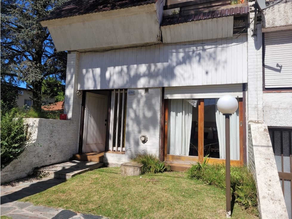 Departamento en Venta - Zona Dúplex - Jardín con Parrilla — foto 2