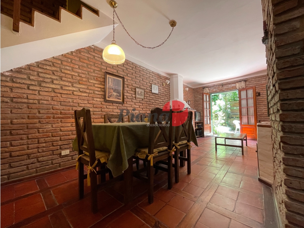 Dúplex en Venta - Zona Dúplex - Jardín - Cochera — foto 4