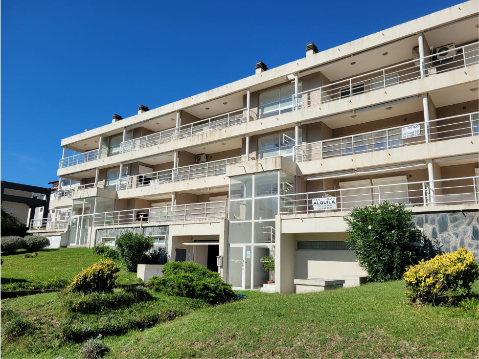 Departamento en Venta - Zona Playa Sur - Vista al Mar - Luminoso - 1