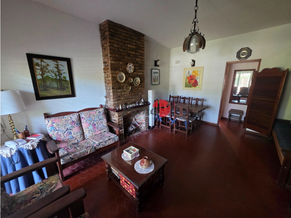 Dúplex en Venta - Zona Dúplex - Excelente Estado - Jardín Parrilla — foto 2