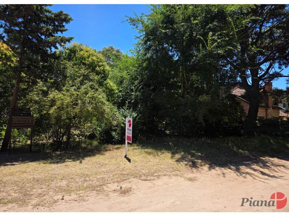 Terreno en Venta - Zona Iglesia - Encantador Entorno - Proximo al Mar - 1