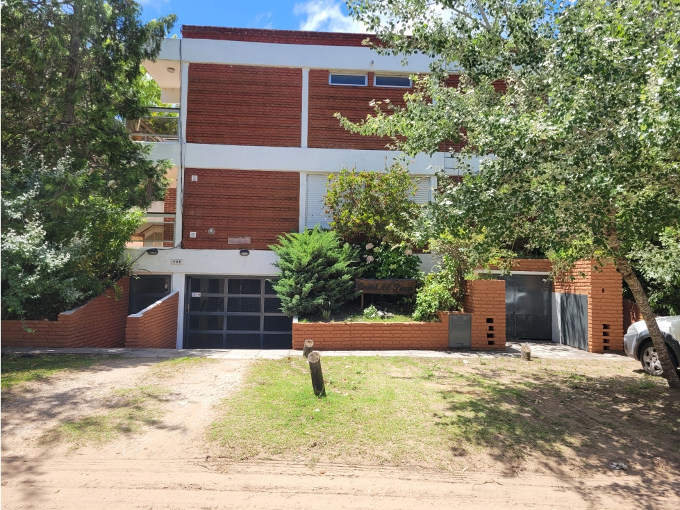 Duplex en Venta - Zona Duplex - 2 ambientes - Jardin Privado - Cochera