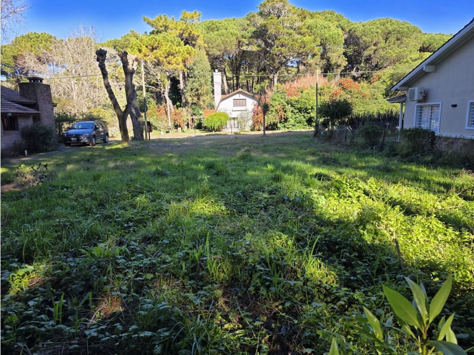 Terreno en Venta - Zona Lasalle - Entorno Encantador - Desmalezado - 4