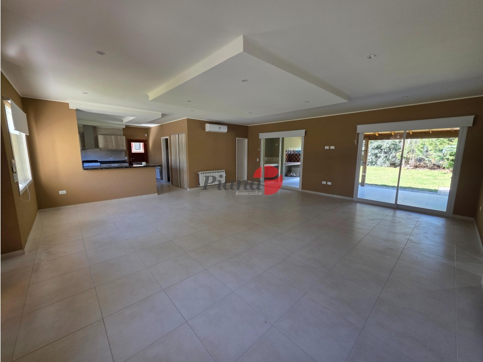 Casa en Venta - Barrio Álamos - A Estrenar - Moderna y Luminosa — foto 3