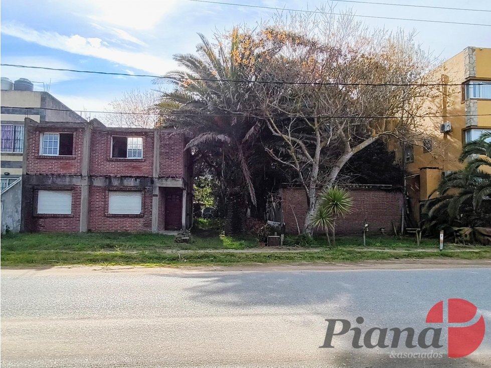 2 Terrenos en Venta - Multifamiliar - a metros del Mar -Unificables - 1