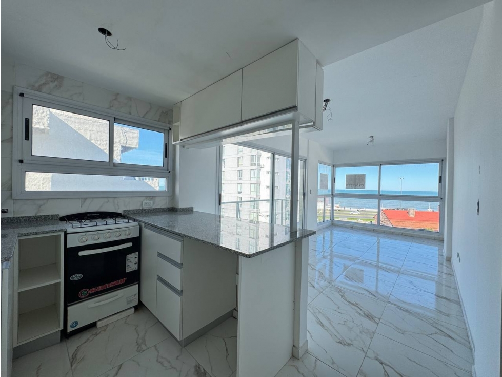 2 AMB. VISTA AL MAR - R. GUTIERREZ 865 - Parque Luro — foto 6