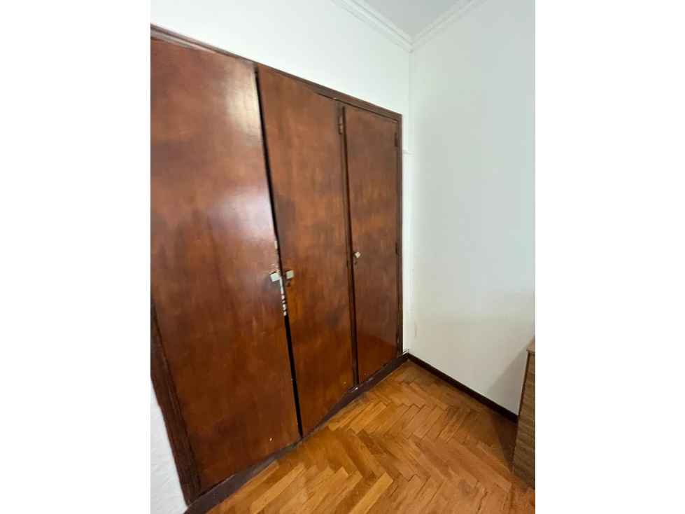 PH 3 AMBIENTES PB CON PATIO Y ESPACIO COCHERA — foto 3