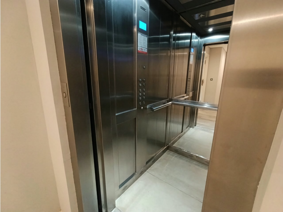 ALQUILER IMPECABLE MONOAMBIENTE CON BALCON AL FRENTE ZONA ALDREY — foto 4